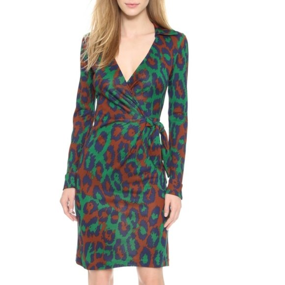 Diane Von Furstenberg Dresses & Skirts - DVF Diane von Furstenberg Savannah silk wrap dress